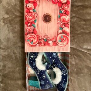 Elegant Blue Snowflake Heels